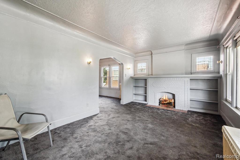 805 E GEORGE Avenue, Hazel Park, MI 48030 — Photo 9