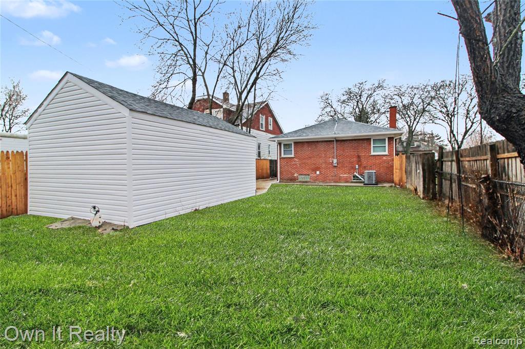 7260 Warwick Street, Detroit, MI 48228 — Photo 28