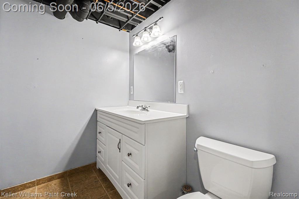 4447 Bentley Drive, Troy, MI 48098 — Photo 22