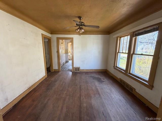 14210 Wilfred Street, Detroit, MI 48213 — Photo 6