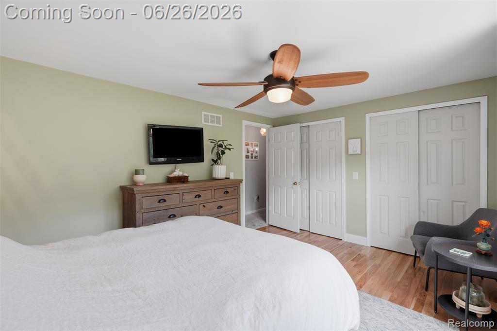 60569 Town Square Street, New Hudson, MI 48165 — Photo 17