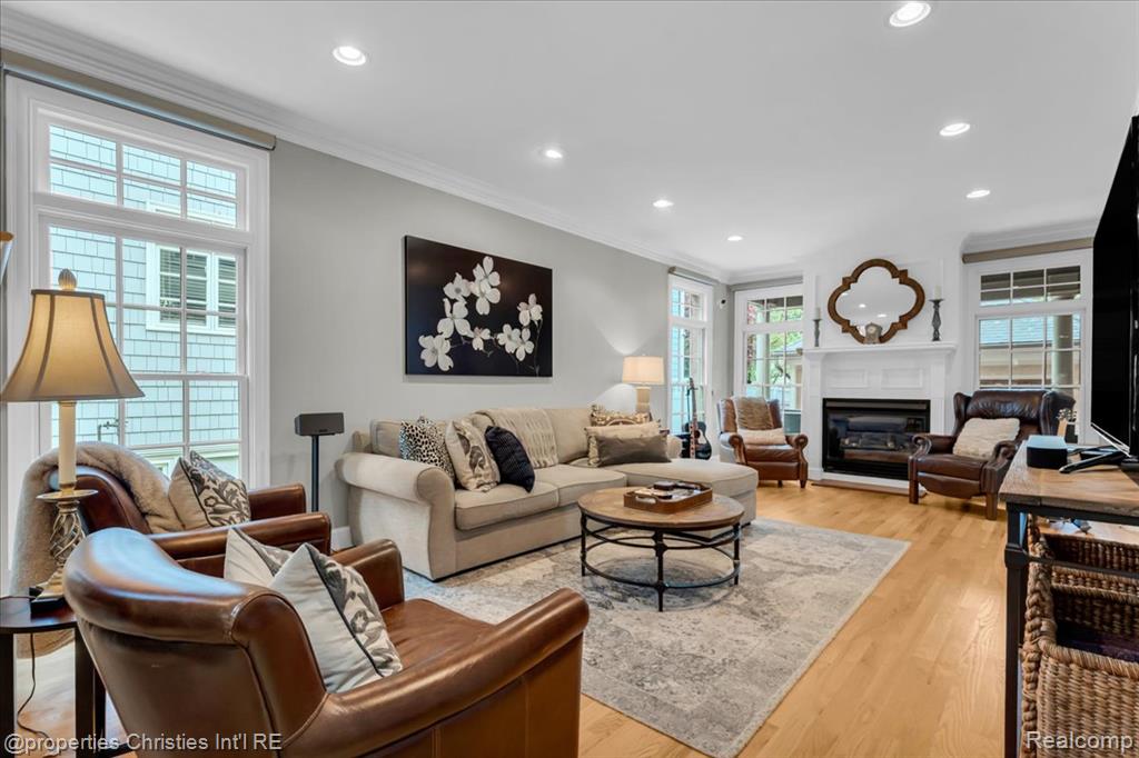 517 W Frank Street, Birmingham, MI 48009 — Photo 8