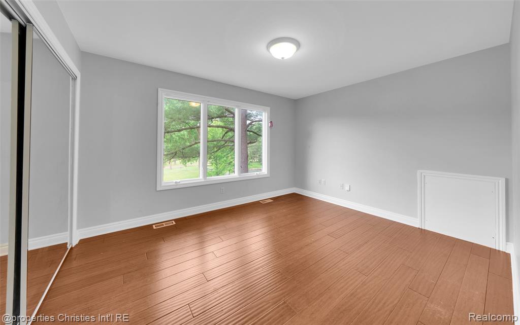 6663 Bloomfield Lane, West Bloomfield, MI — Photo 34