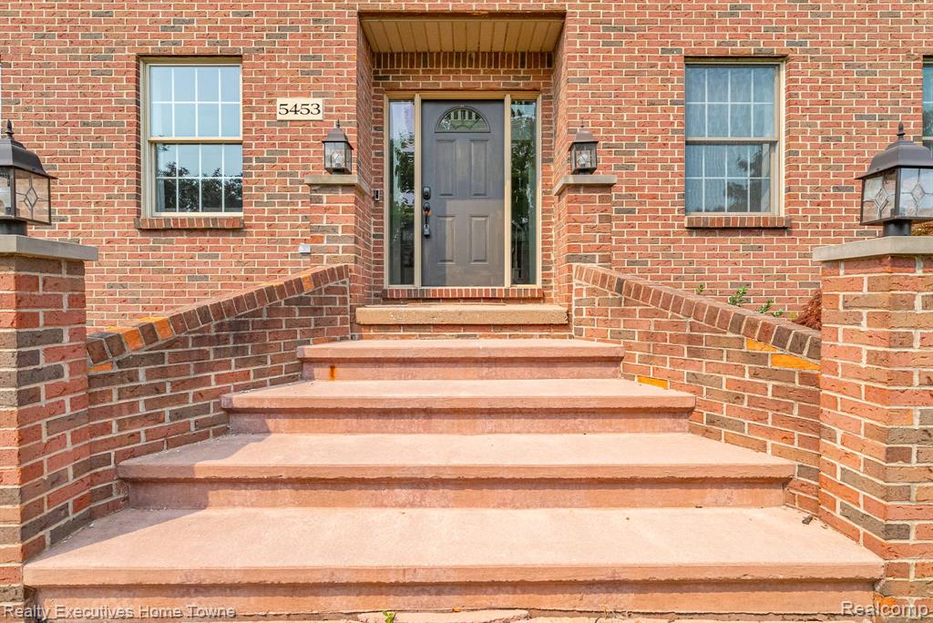 5453 BAYWOOD Drive, Fort Gratiot, MI 48059 — Photo 5