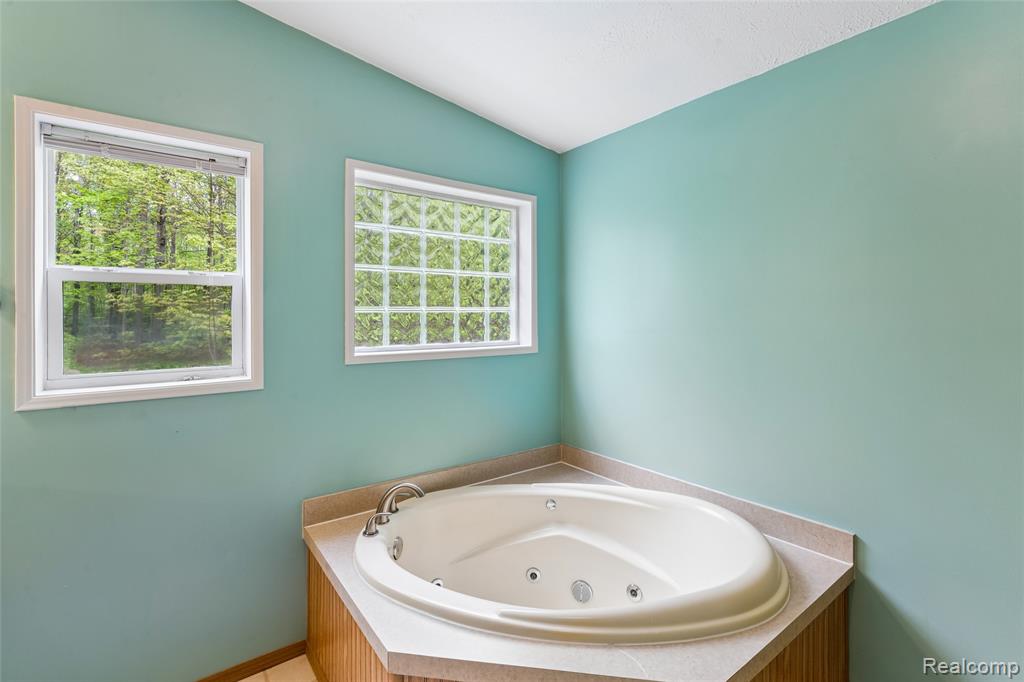 4587 Brown Road, Vassar, MI 48768 — Photo 37