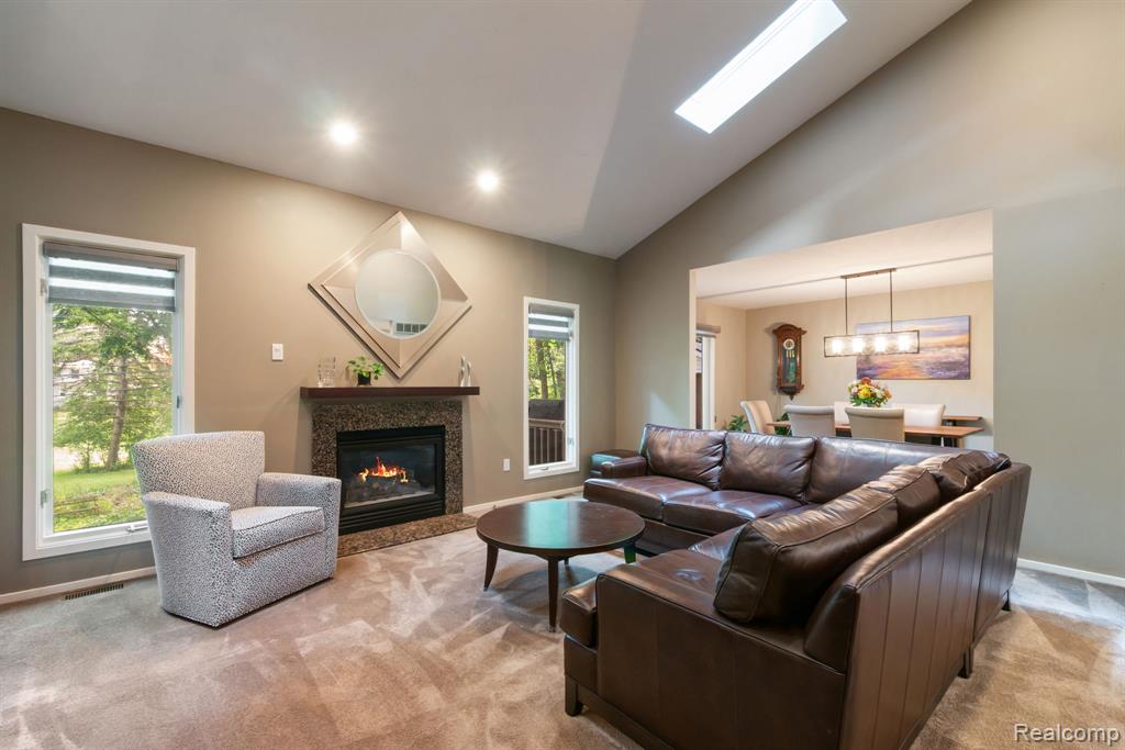 5775 Eastman Boulevard, West Bloomfield, MI 48323 — Photo 8