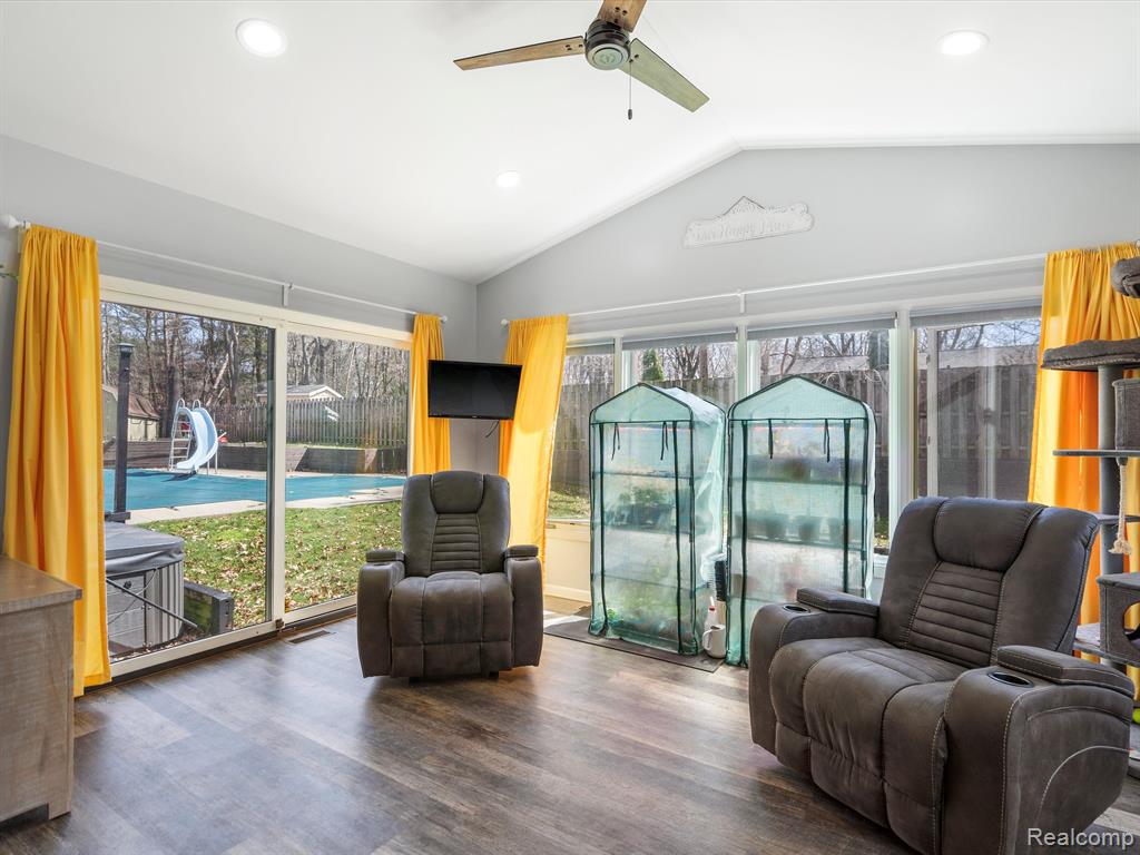 4525 CENTRAL Avenue, Clarkston, MI — Photo 18