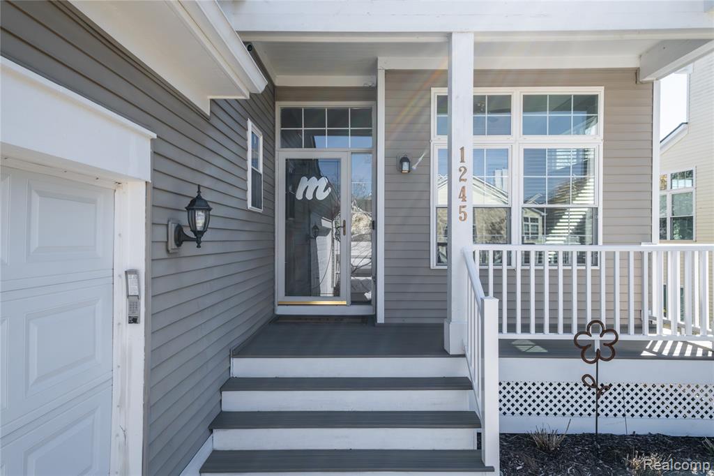 1245 Portsmouth Drive, Howell, MI 48843 — Photo 2