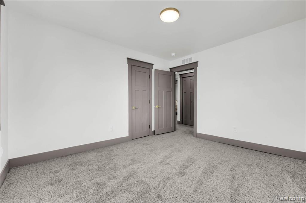 2954 Helen Street, Detroit, MI 48207 — Photo 39