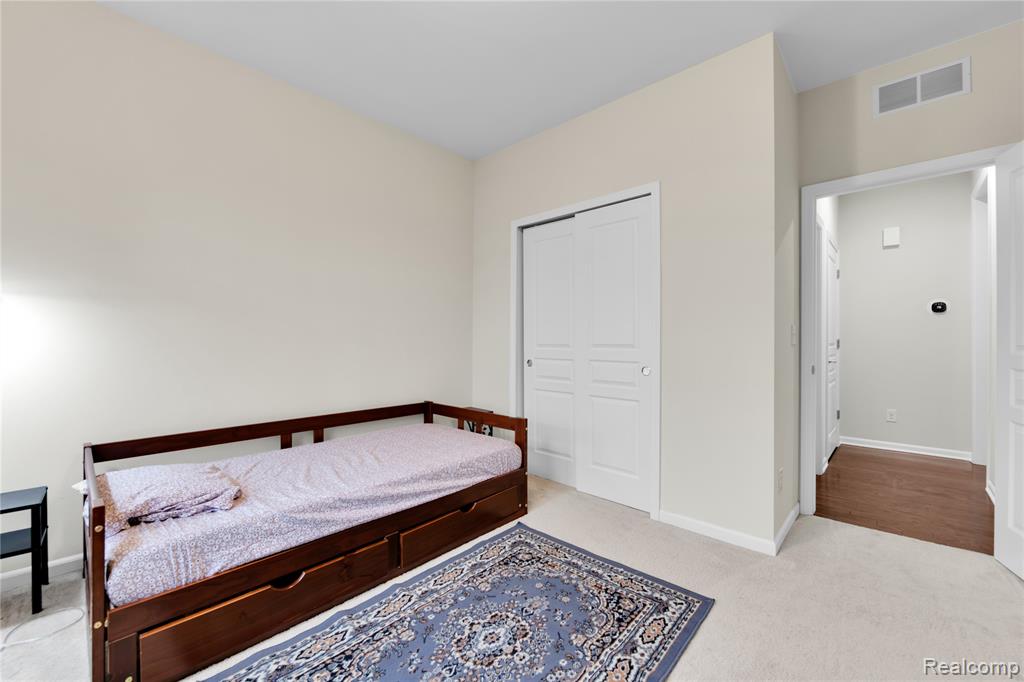 49633 Malten Drive, Macomb, MI 48044 — Photo 16