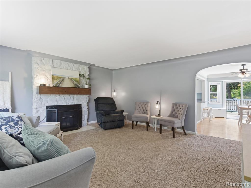 7790 Powers Court, Utica, MI 48317 — Photo 11