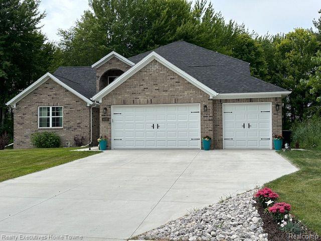 4167 WELLINGTON Court, Fort Gratiot, MI 48059 — front exterior