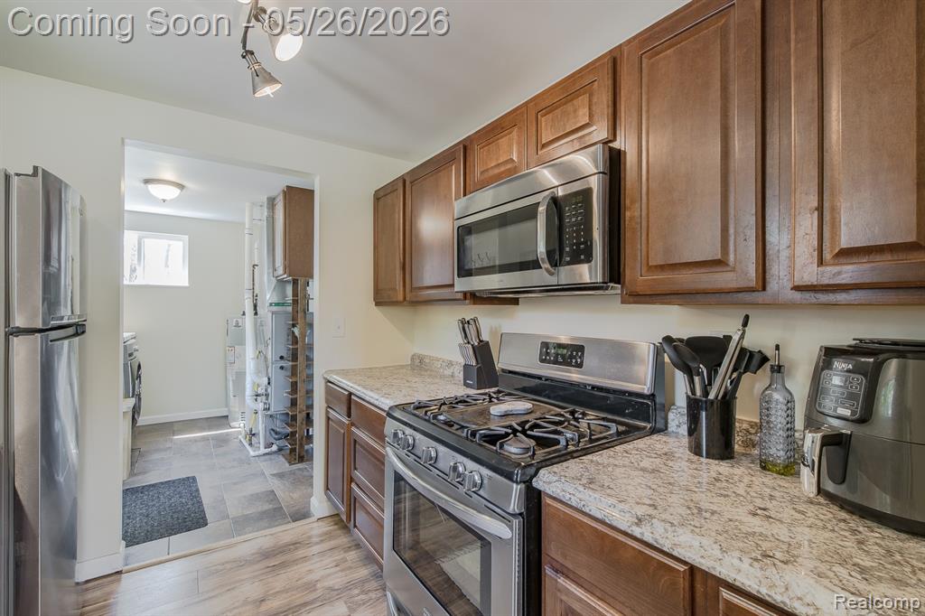 6281 Waldon Road, Clarkston, MI — Photo 9