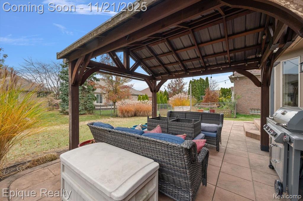 48309 Tecumseh Drive, Macomb, MI 48044 — Photo 13