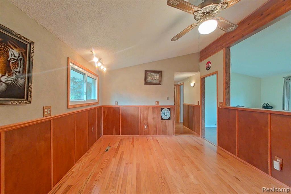 5920 CAMPBELL CORNERS Drive, Howell, MI 48855 — Photo 24