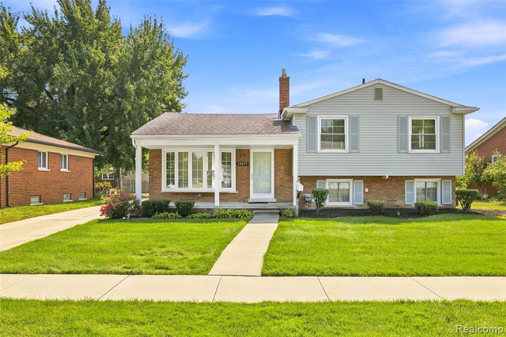 29649 Linda Street, Livonia, MI 48154