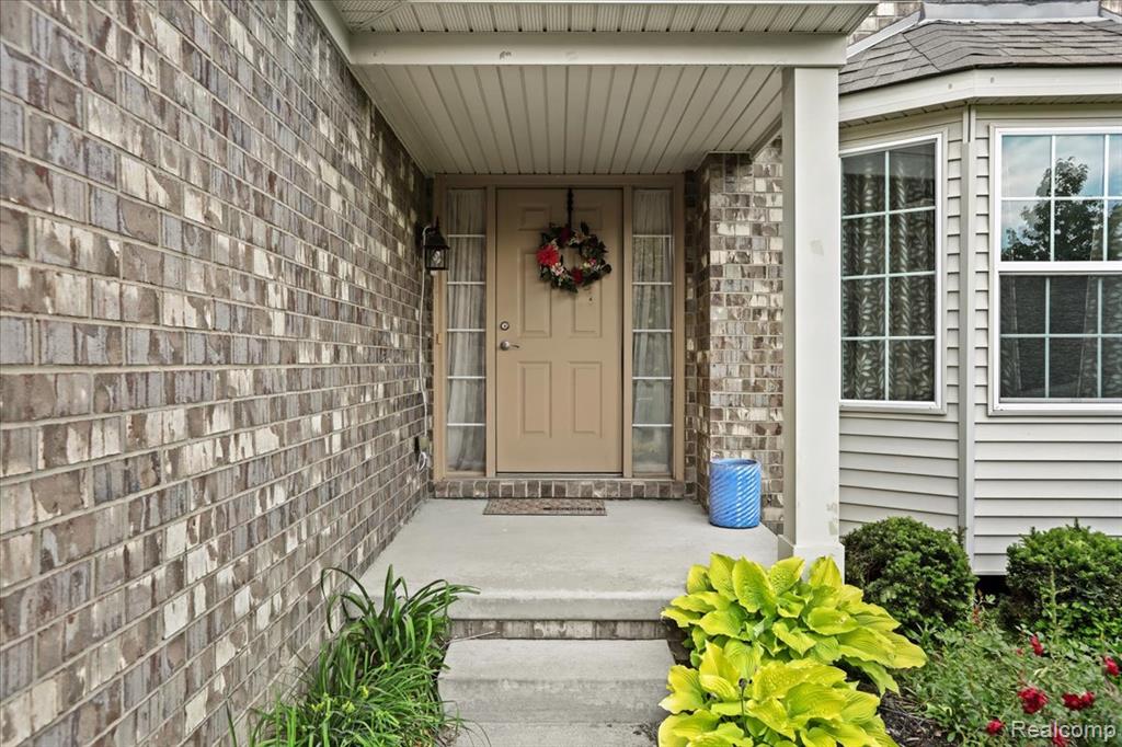 43570 Cherrywood Lane, Canton, MI 48188 — Photo 2
