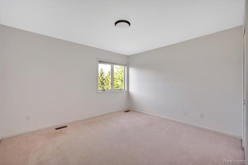 6081 LANAKE Lane, Imlay City, MI 48444 — Photo 18