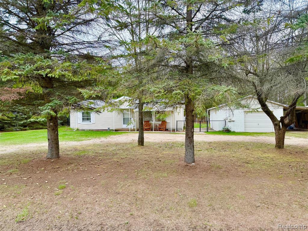 1851 S Loxley Road, Houghton Lake, MI 48629 — Photo 26