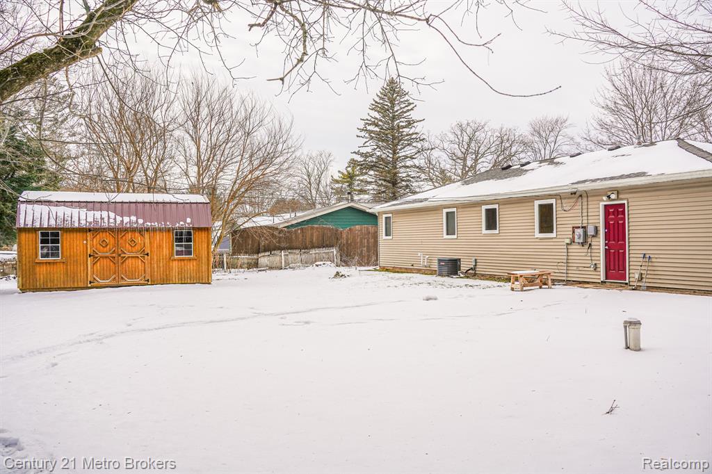 5233 Millington Road, Millington, MI 48746 — Photo 2