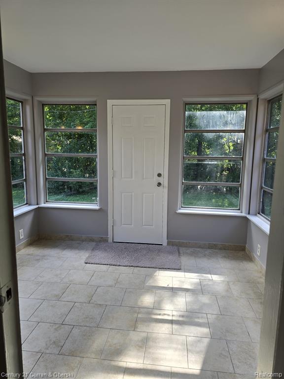 6940 N Beech Daly Road, Dearborn Heights, MI 48127 — Photo 13