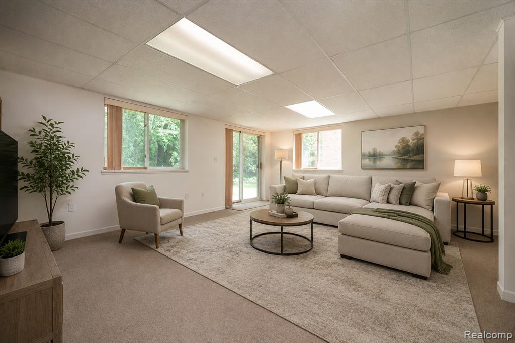 6926 Alden Drive, West Bloomfield, MI 48324 — Photo 35