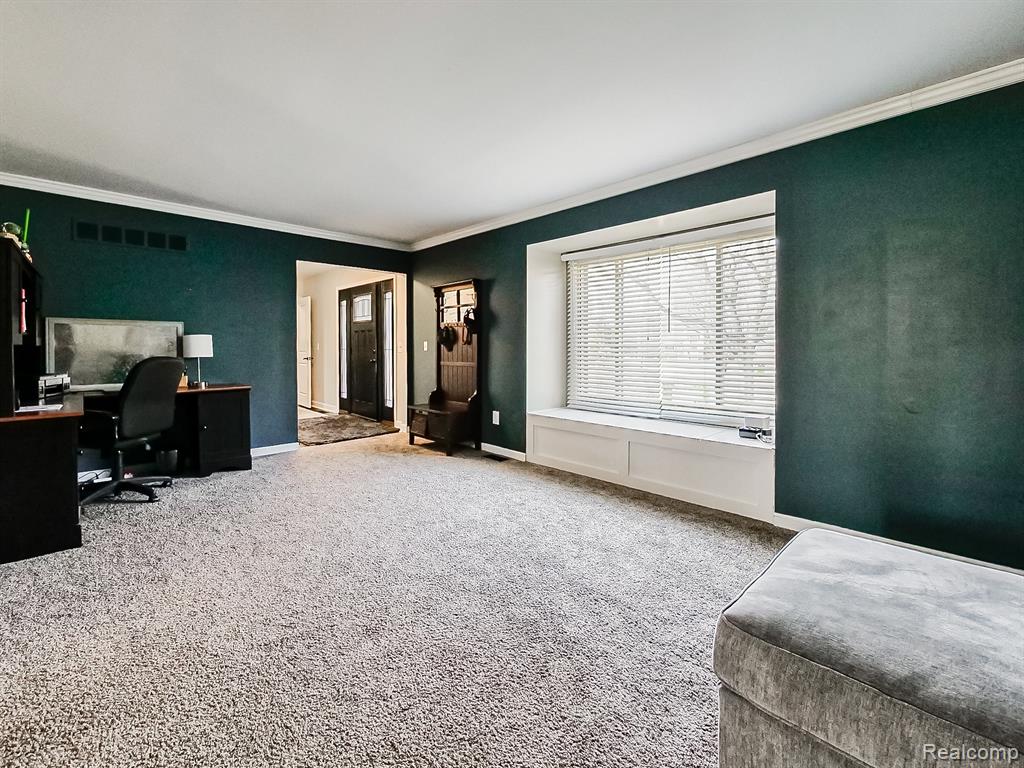 25911 Buckminster Drive, Novi, MI — Photo 12
