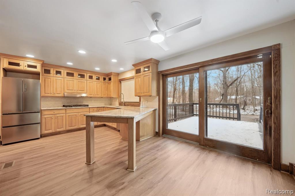 8270 McClements Road, Brighton, MI 48114 — Photo 7