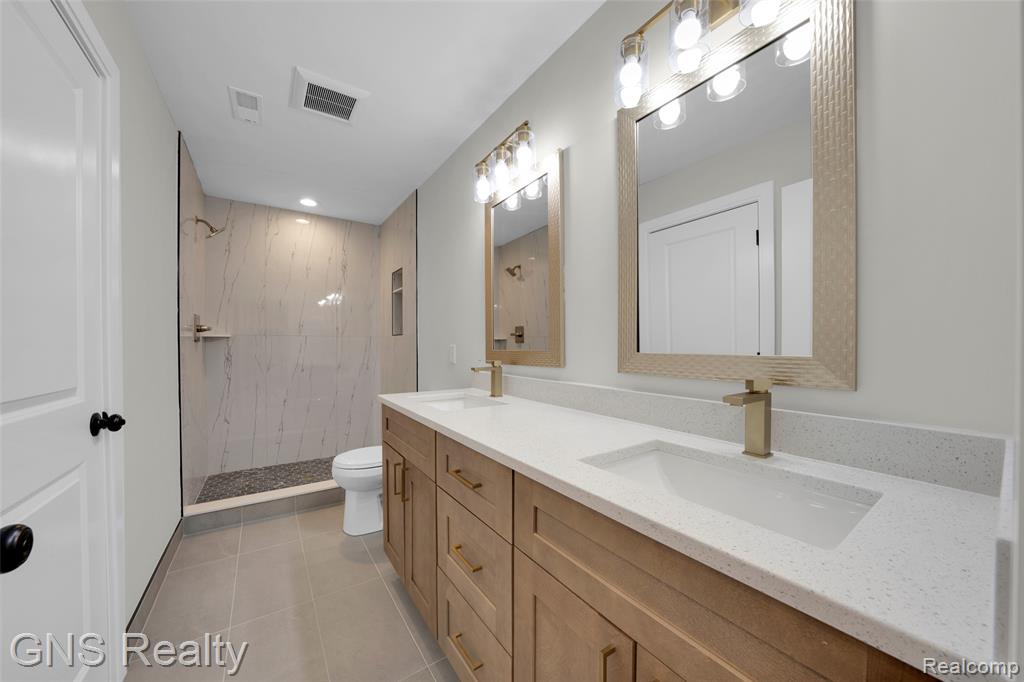 718 Devillen Avenue, Royal Oak, MI 48073 — Photo 25