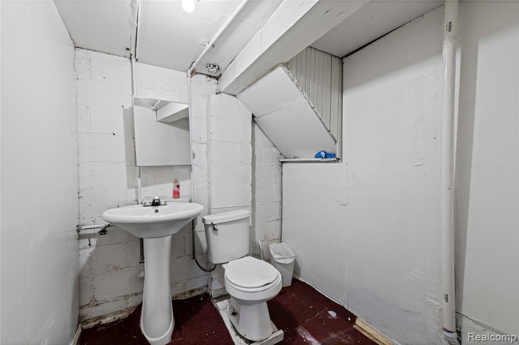 4590 Charles Street, Hamtramck, MI 48212 — Photo 25