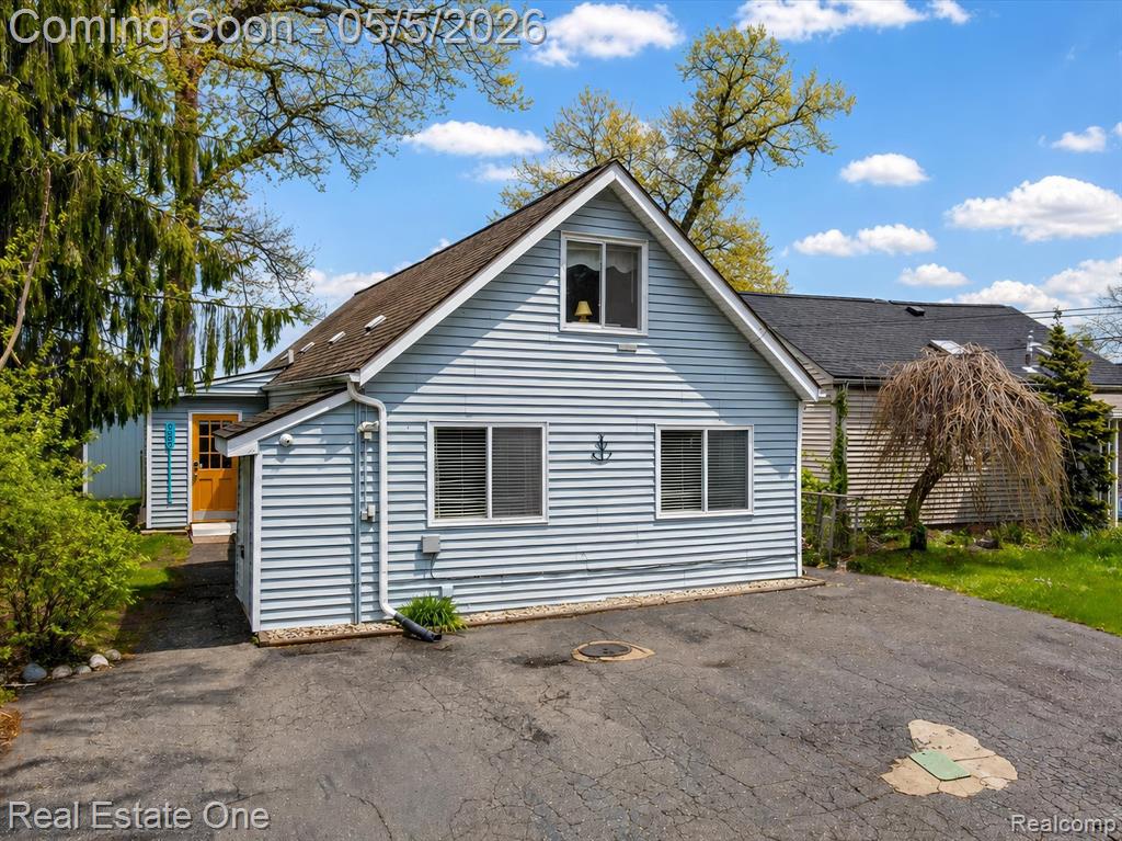 9590 Roundlake Boulevard, White Lake, MI — Photo 36