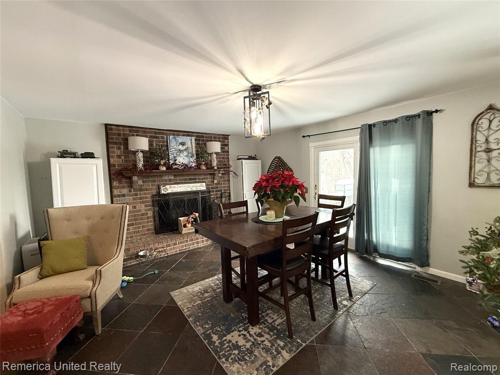 4781 Canyon Oaks Drive, Brighton, MI 48114 — Photo 11