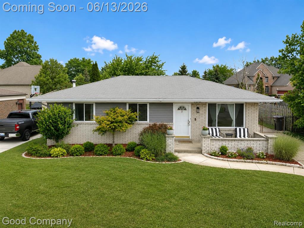 18489 Matthew Drive, Clinton Twp, MI 48035 — Photo 35