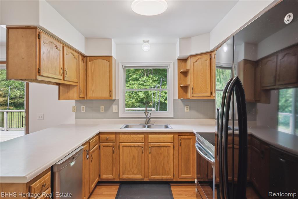 4837 Clyde Road, Howell, MI 48855 — Photo 9