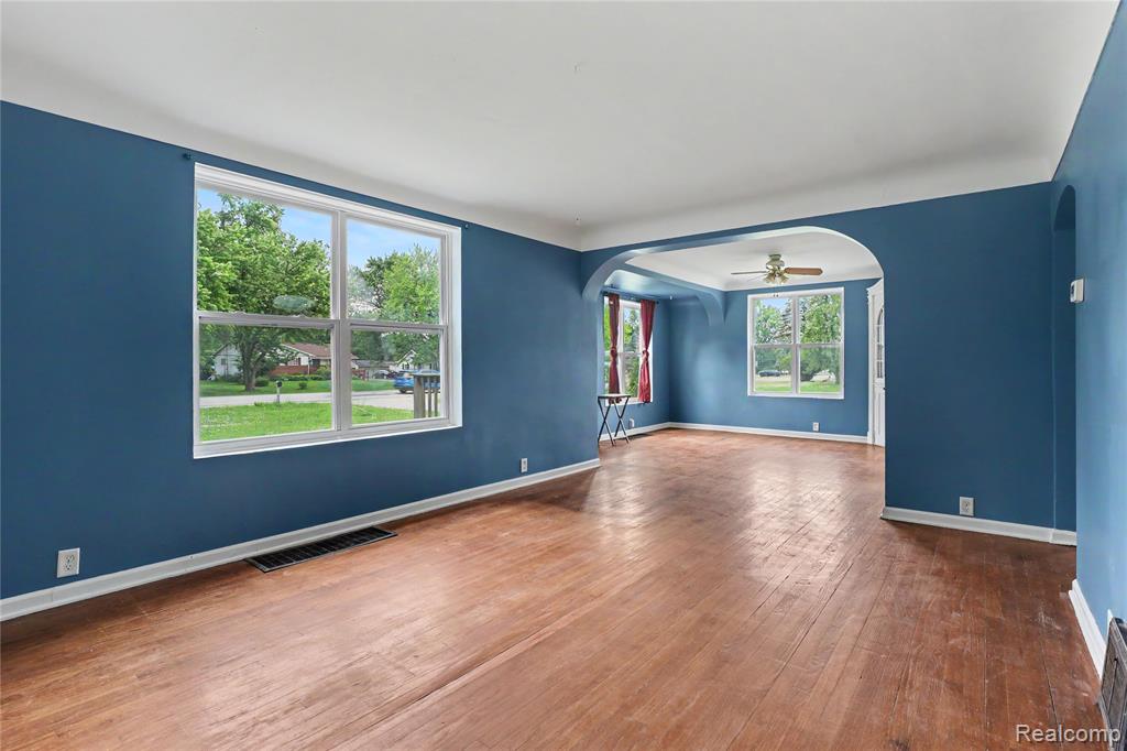 5388 Davison Road, Lapeer, MI 48446 — Photo 30