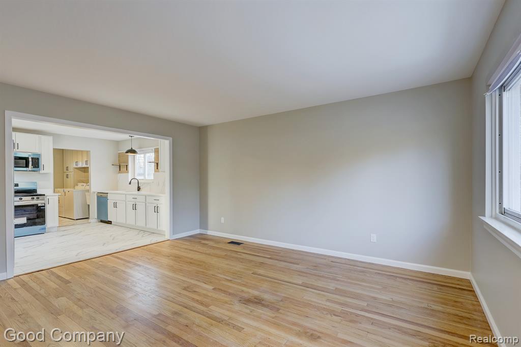 550 Roth Boulevard, Clawson, MI — Photo 6