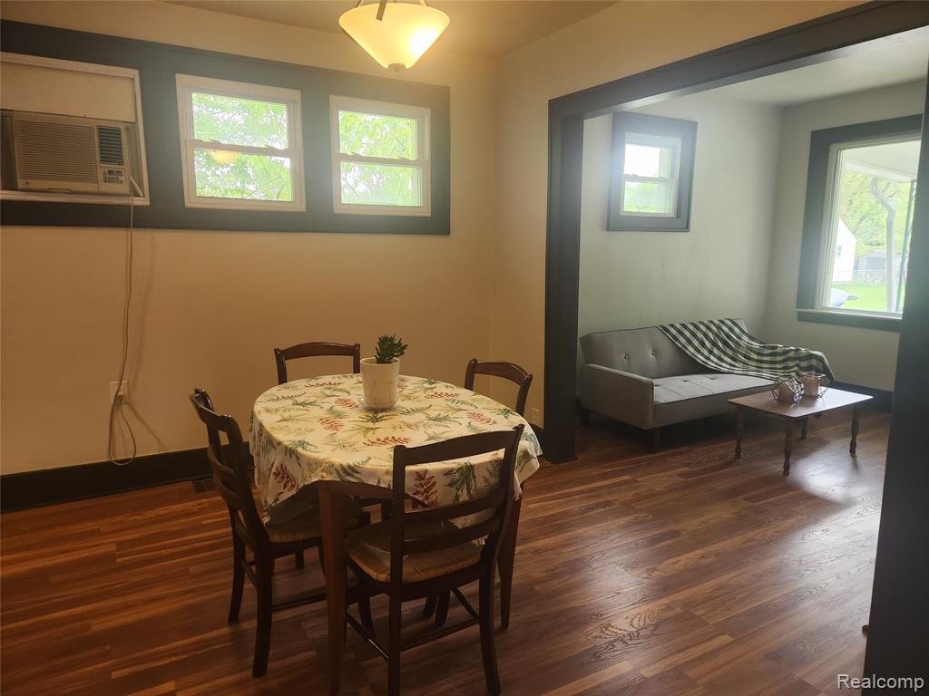 428 E Milton Avenue, Hazel Park, MI 48030 — Photo 5