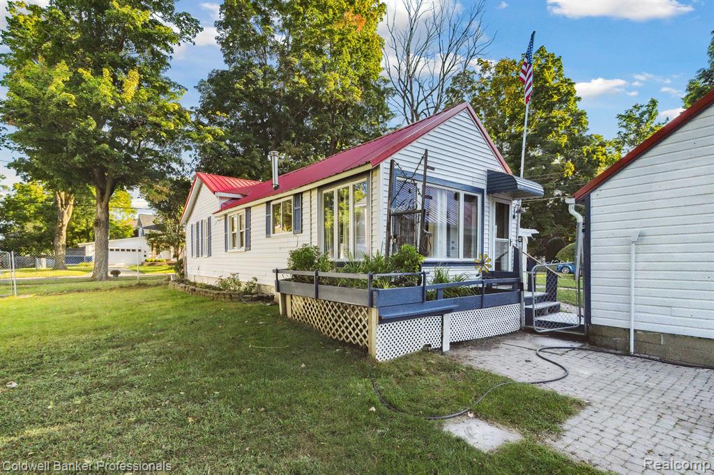 206 E SHERMAN Street, Holly, MI 48442 — Photo 30