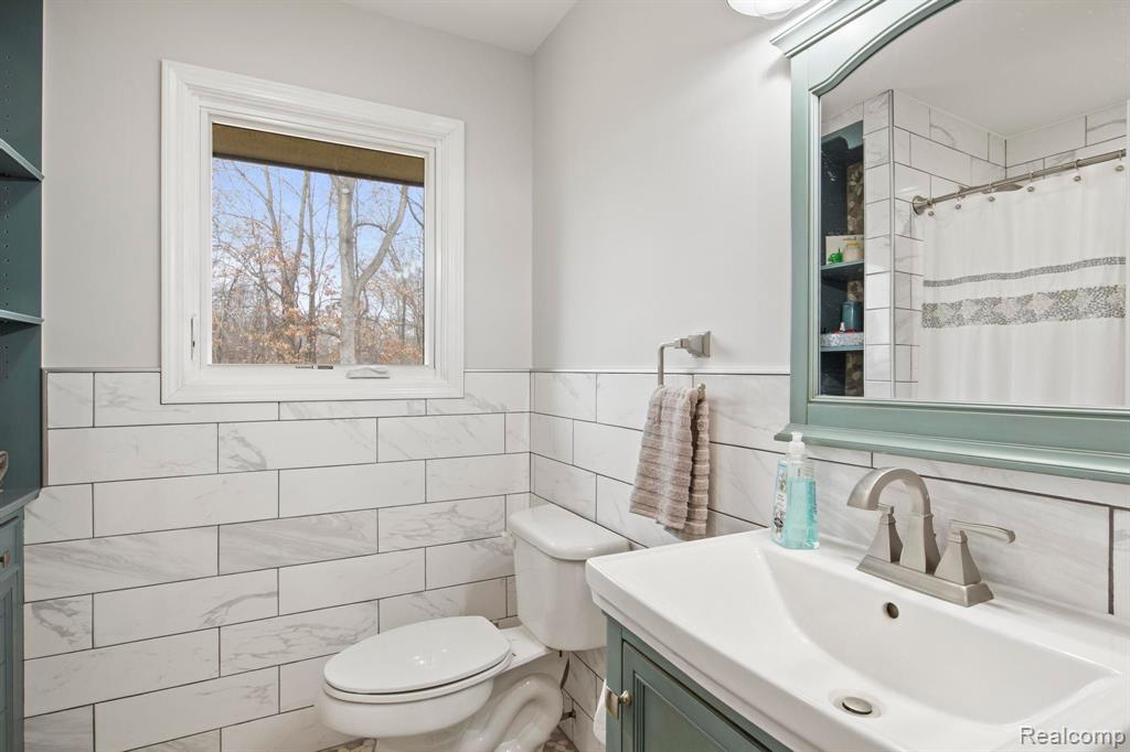 4025 PRESIDENTIAL Way, Highland, MI 48356 — Photo 40