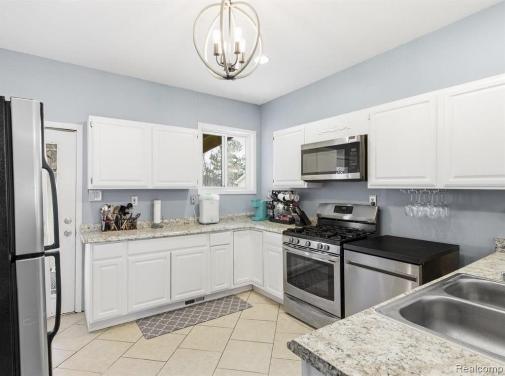 69234 Stone Street, Richmond, MI 48062 — Photo 10