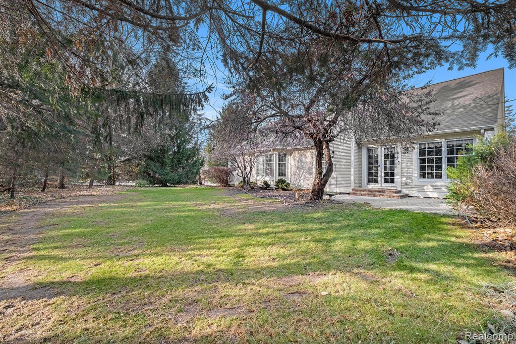 4089 Split Rail Lane, Fenton, MI 48430 — Photo 23