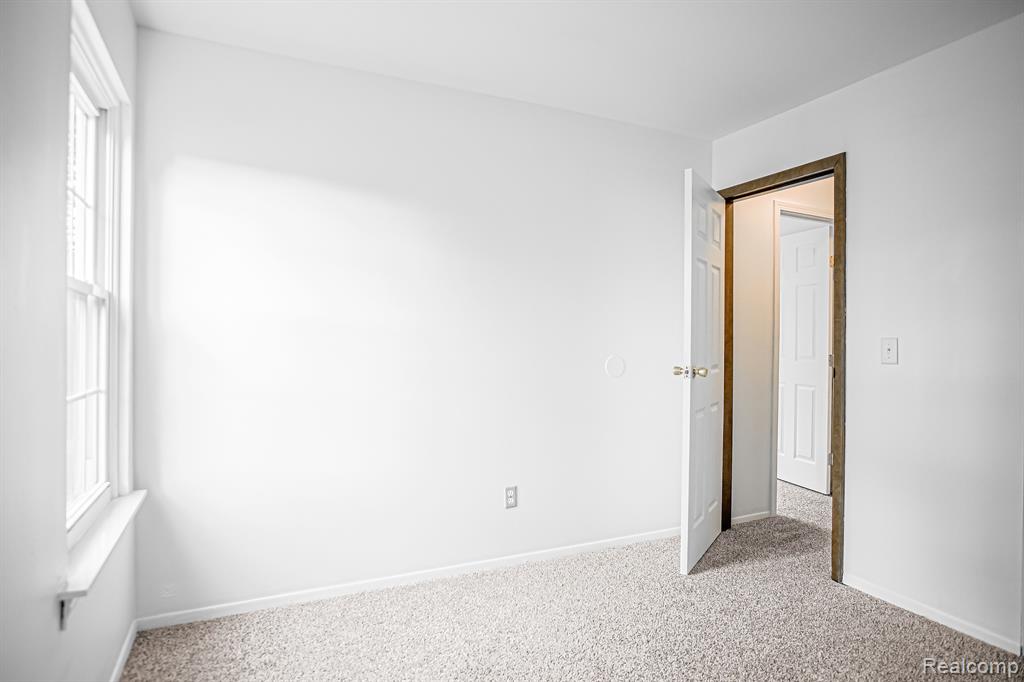 1549 WINGATE Boulevard, Ypsilanti, MI 48198 — Photo 8