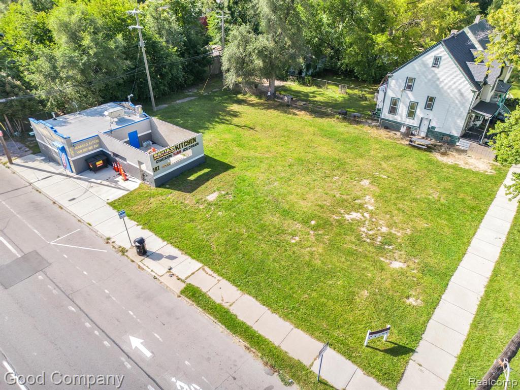 7631 E Warren Avenue, Detroit, MI 48214 — Photo 16