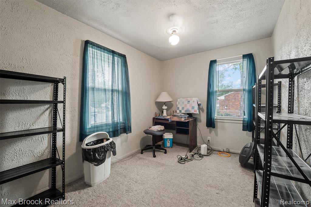 67 W Columbia Avenue, Pontiac, MI 48340 — Photo 23