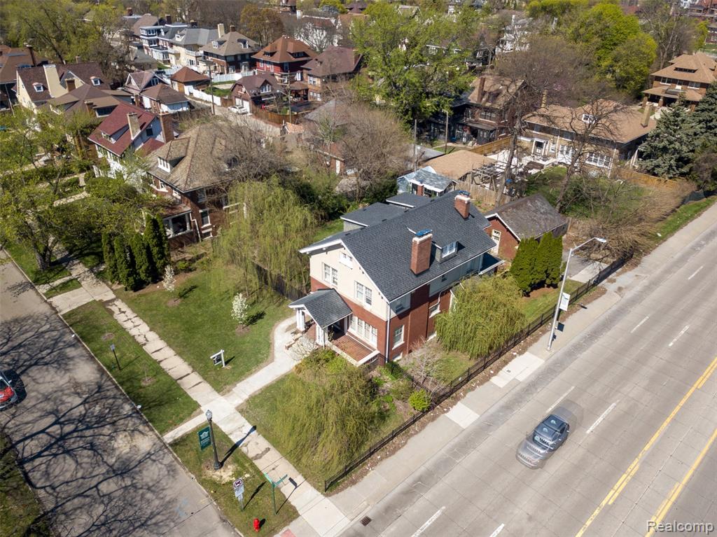 22 Edison Street, Detroit, MI 48202 — Photo 57