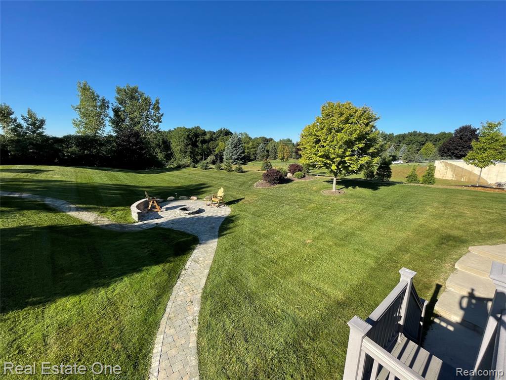 9032 Palmers Way Drive, Fenton, MI 48430 — Photo 46