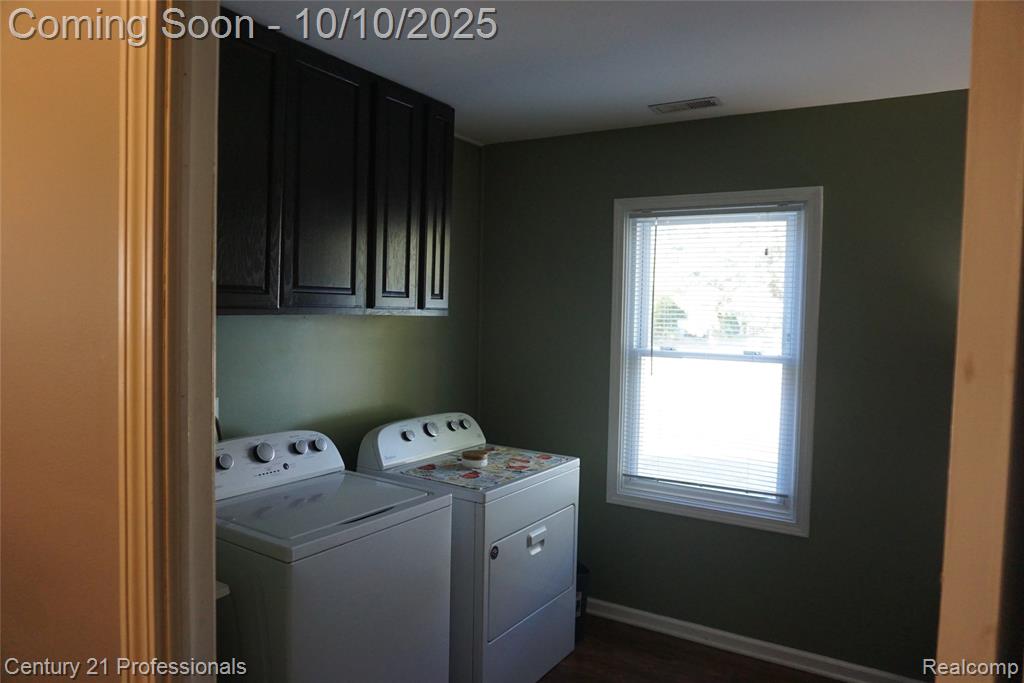 3657 Coleport Street, Orion, MI — Photo 18