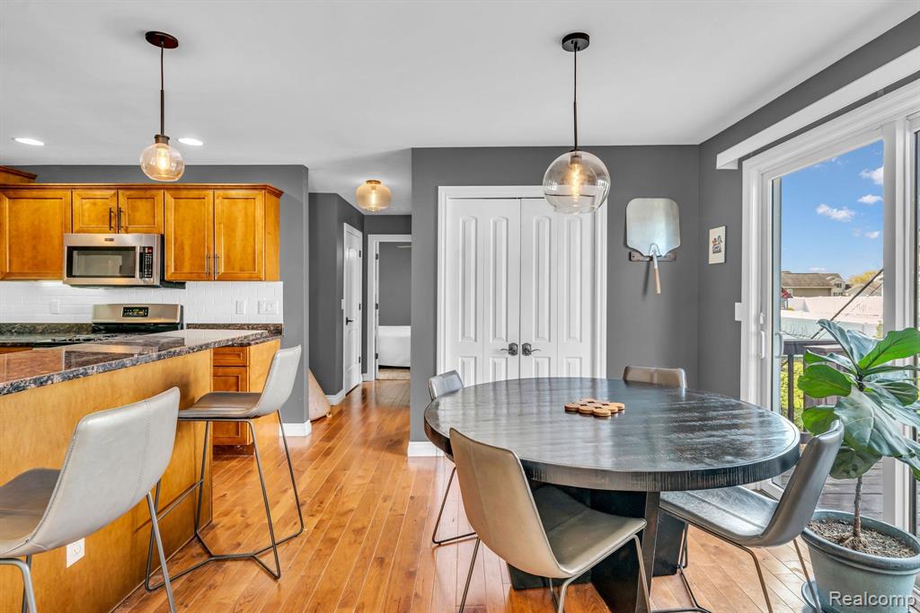 5274 STILLWATER Road, Bay City, MI 48706 — Photo 5