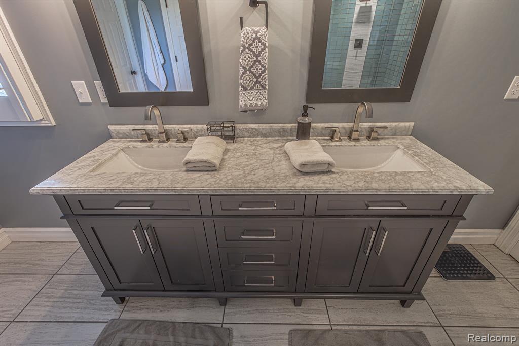 4670 HARVEST Row, MI 48049 — Photo 66