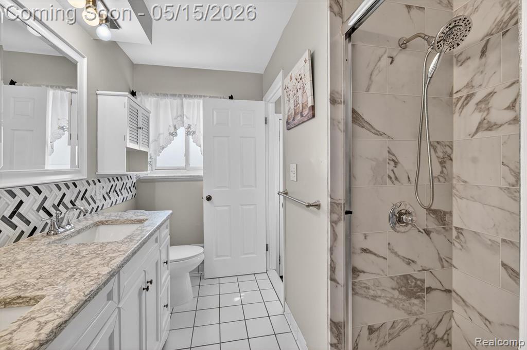 17830 Kuecken Street, Clinton Twp, MI 48038 — Photo 24